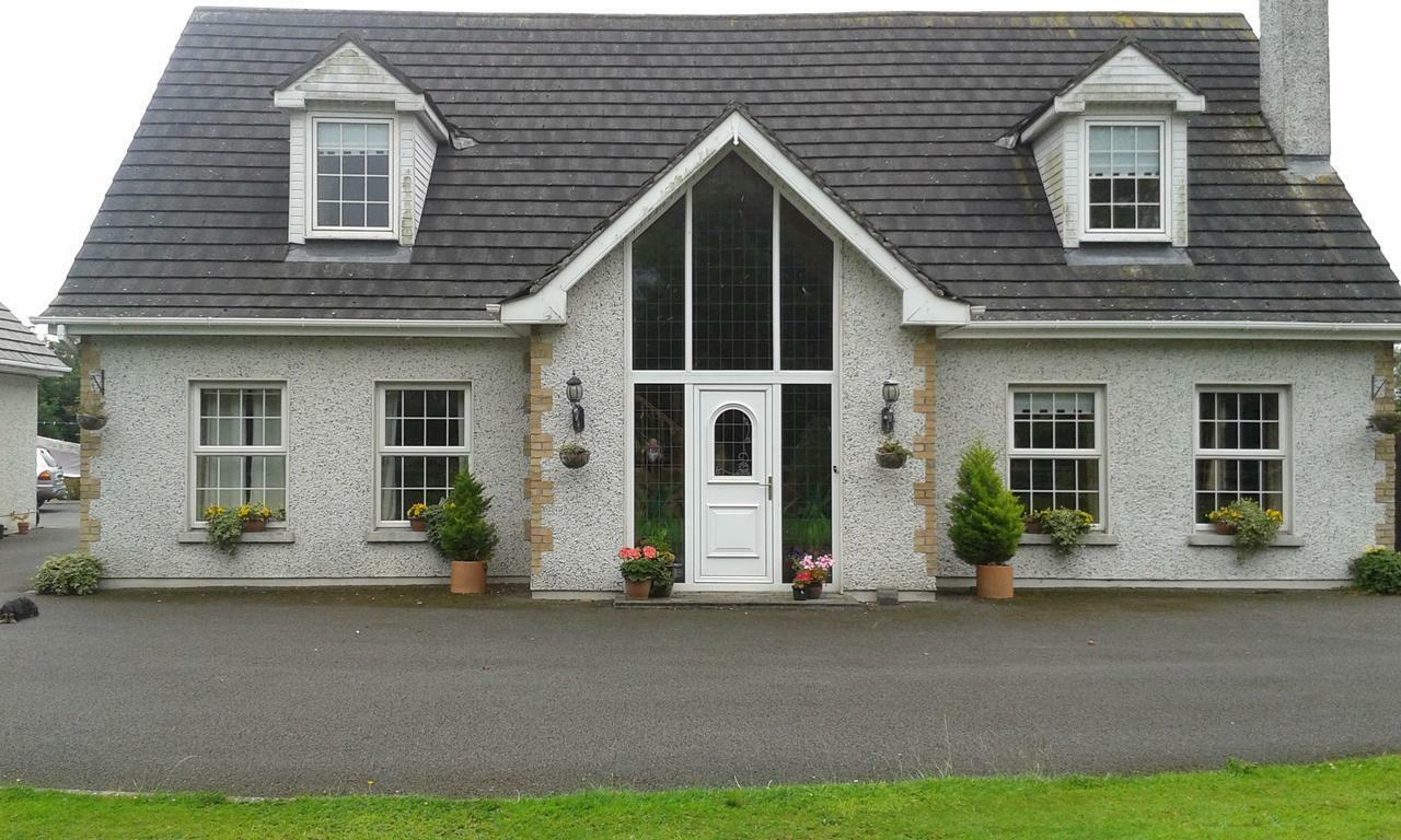 White Swan Sherlockstown Exterior foto